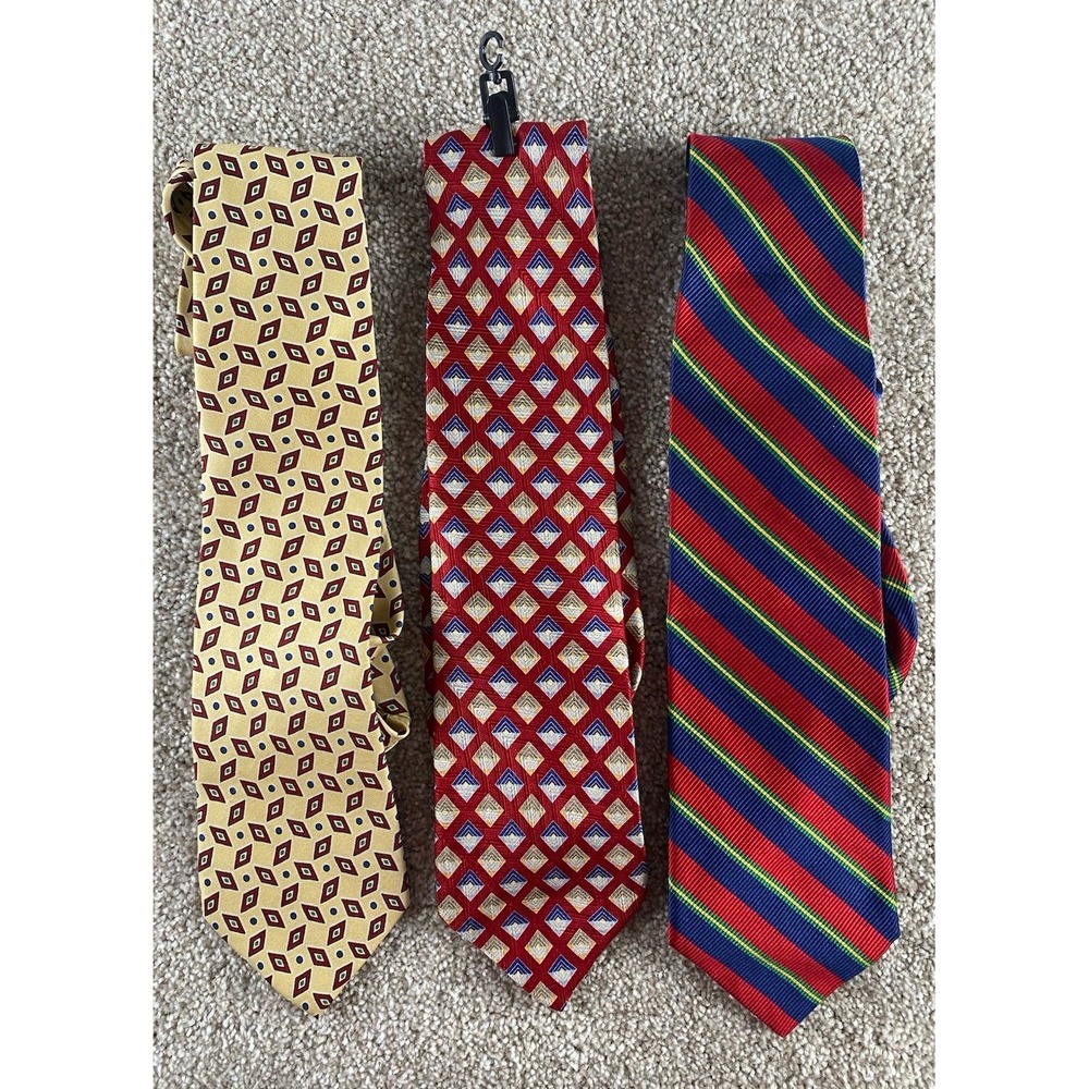 Lot Of 3 Jos A Bank 100% Silk Mens Ties Preppy Business Striped/Geometric/Aztec